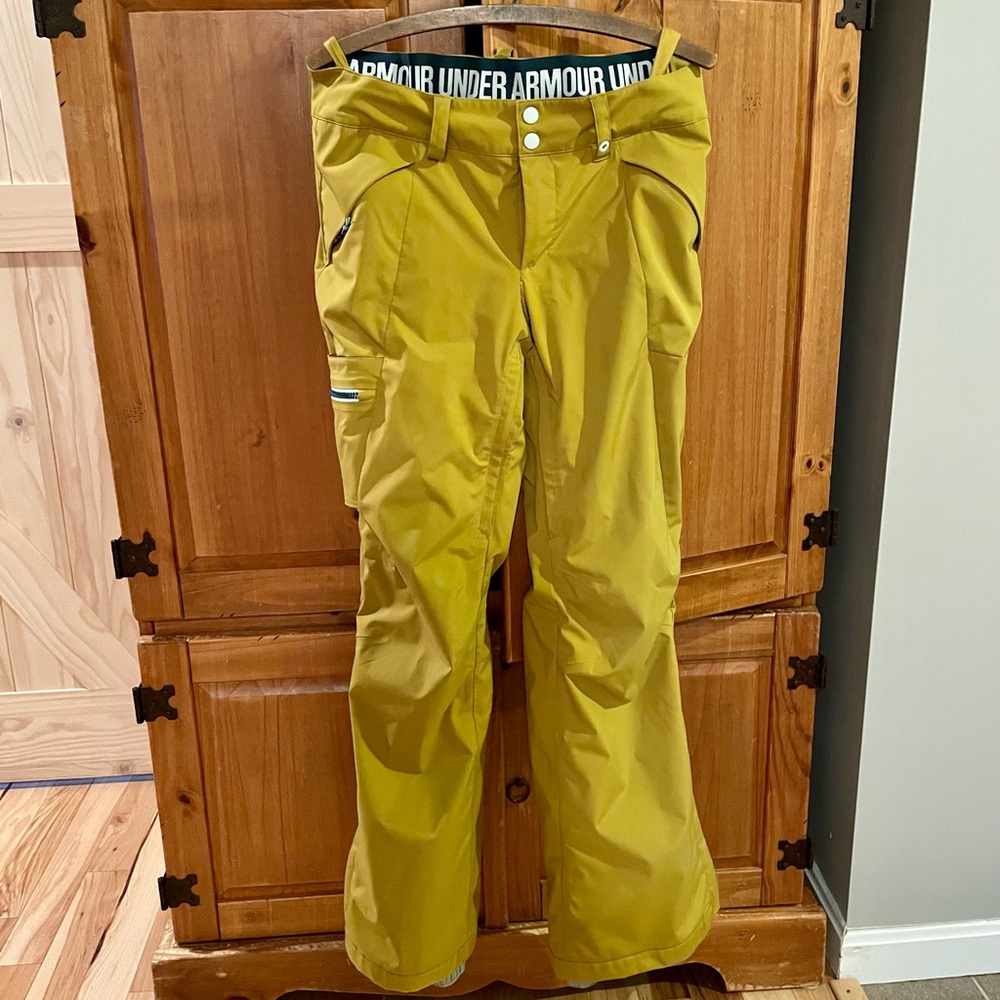 Under armor snow pant
